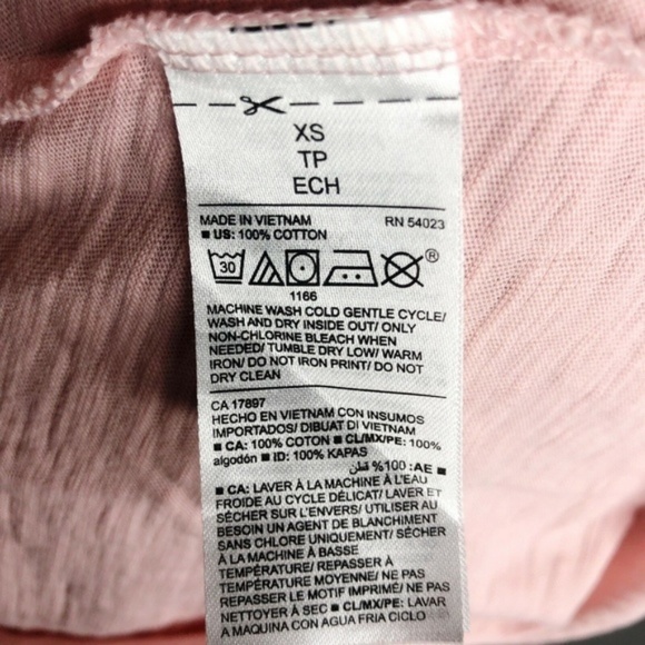 Old Navy  T-Shirt Cotton V Neck (Q16) - Picture 5 of 6